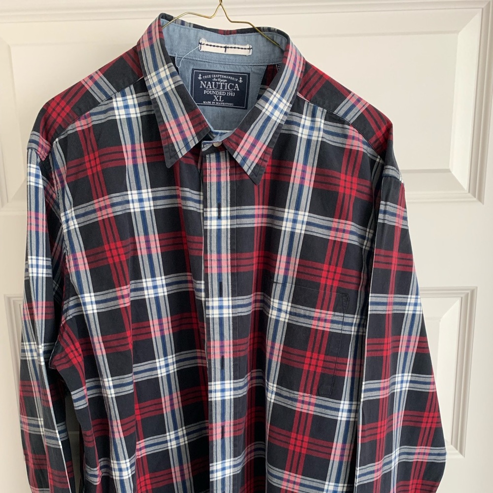 nautica casual button down shirt size XL